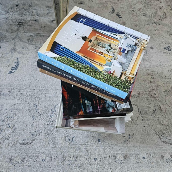 GROUP LOT OF HARDBACK ART BOOKS