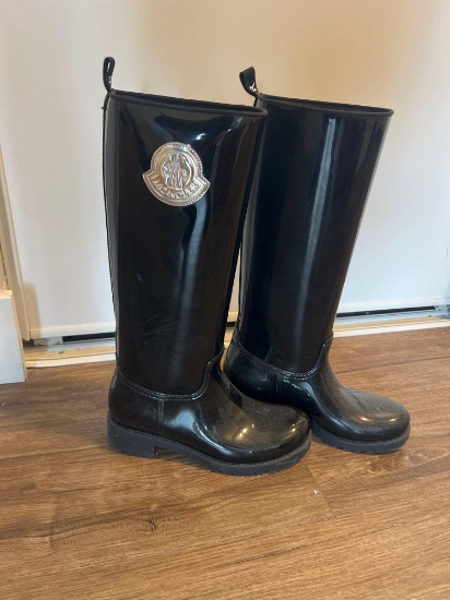 MONCLER BLACK KNEE HIGH BOOTS
