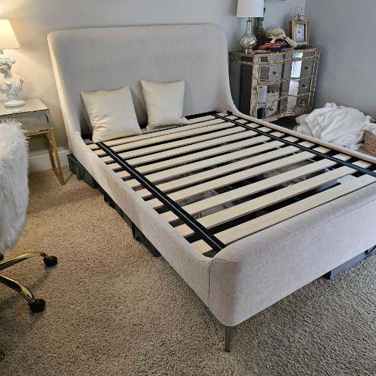 SLAT BOARD BED FRAME