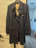 BURBERRY KENSINGTON TRENCH COAT
