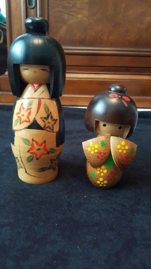 2 figurines - Will not be shipped