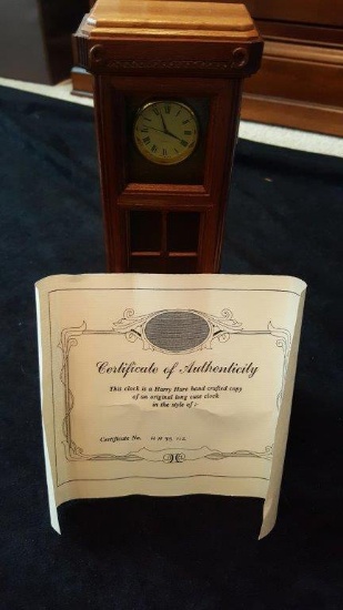 Harry Hare Clock - Will not be shipped