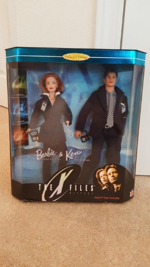 X-files Barbies - Will not be shipped