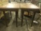Set of 2 matching end tables (lot 10)