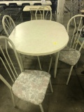 Kitchen table with 4 chairs (lot 10)