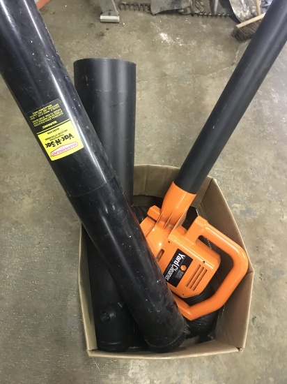 Black & Decker Yard Cleaner Blower/Vacuum (lot 2)