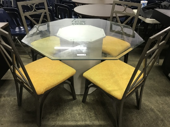 Kitchen Table with 4 Chairs (lot 3)