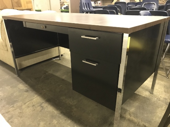 Large Office Desk with drawers (lot 3)