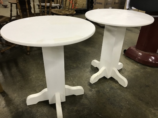 SET OF 2 OUTDOOR WOOD TABLES