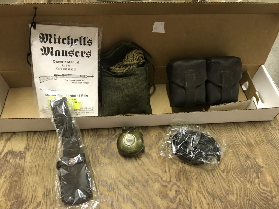 Authentic Mousers Accessories, circa WWII (lot 2)