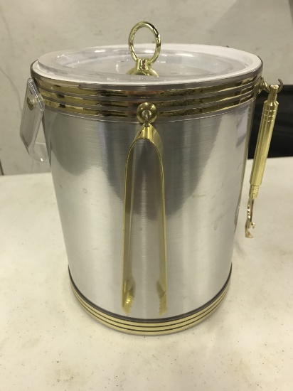 Ice Bucket (lot 2)