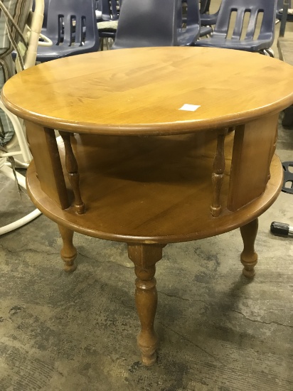 End Table (lot 2)
