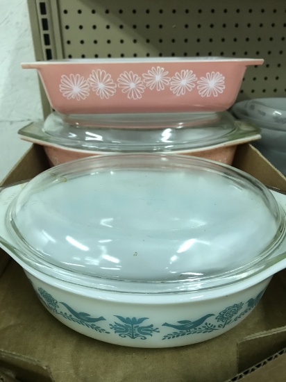 Vintage Pyrex (lot 2)