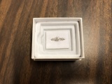 Ring: marked 18K (lot 5)