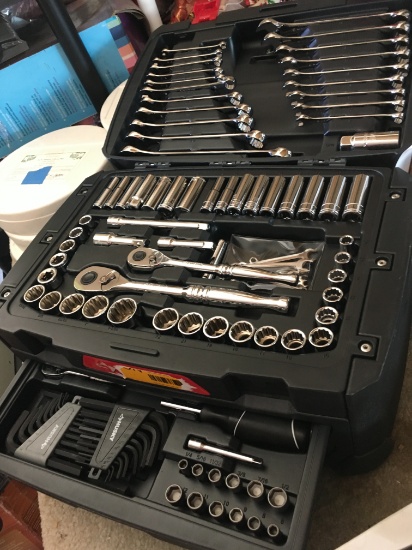 *268-Piece Husky Mechanics Tool Set w Case SAE Metric Sockets Wrenches Repair Kit $200/250