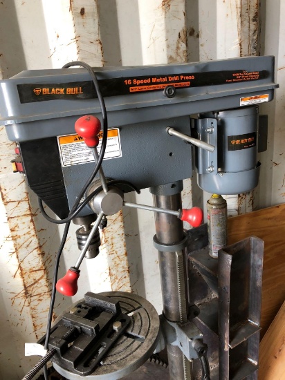 Black bull drill press, brand new, 16 speed 5/8 inch