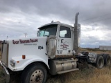 2001 Western Star 4900 semi, Vin:5CKPDD3J31C100531, needs repairs