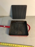 Commercial cast iron skillet with griddle lid