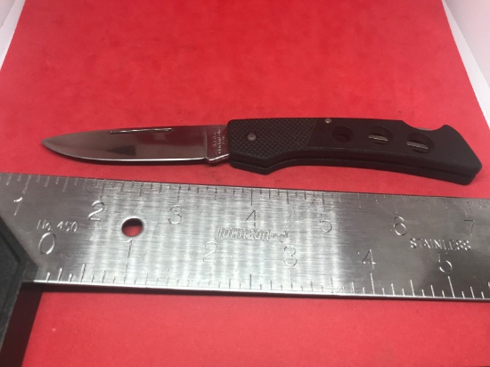 KA-BAR 2795 folding lockback knife
