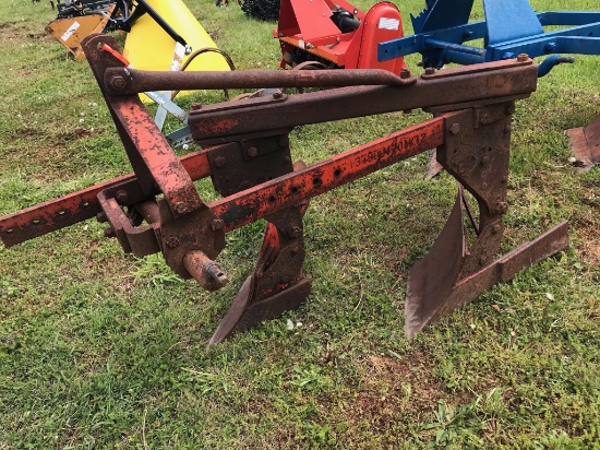 MF 2 BOTTOM PLOW