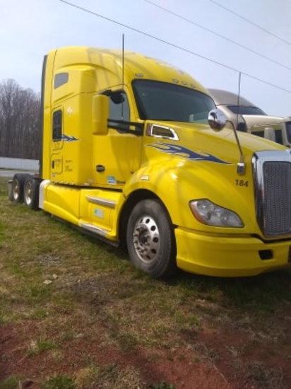 YELLOW T680 KENWORTH - 604,000 MILES