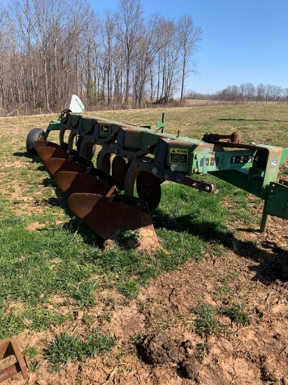 5 BT JD MD 2800 AE2590 PLOW