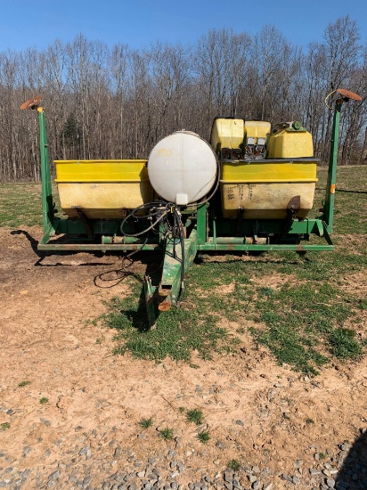 JD PLANTER W/ BOXES