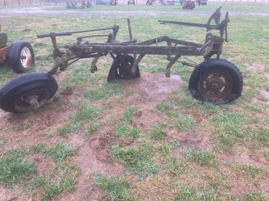 JOHN DEERE 3 BOTTOM PLOW