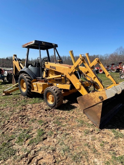 CASE 580L BACKHOE