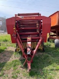 NEW HOLLAND 848 ROUND BALER