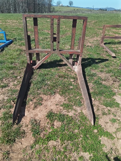 NEW HOLLAND 3 PT BALE MOVER