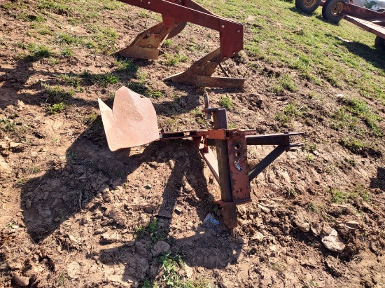 1 BOTTOM PLOW