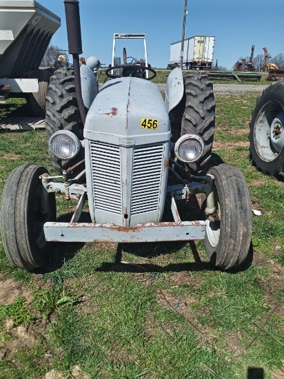 1947 MASSEY FERGUSON