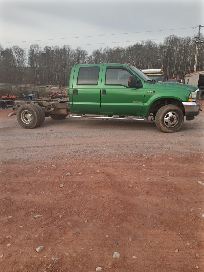 FORD 4 DOOR F350 04' POWER STROKE V8 TURBO DIESEL - BUSTED BACK WINDOW *NEW