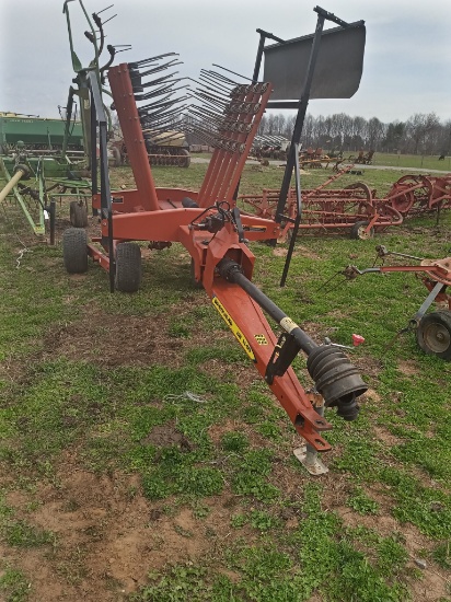 PEQUEA HR1140 ROTARY HAY RAKE