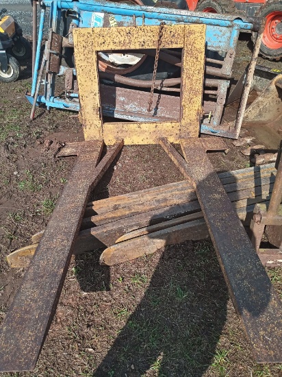 SET OF FORKS