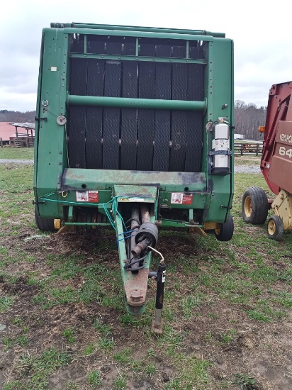 535 JOHN DEERE ROUND BALER 4X4 OR 5X5 NEW HOSES, NEW TIRES W/ BOOK BOX