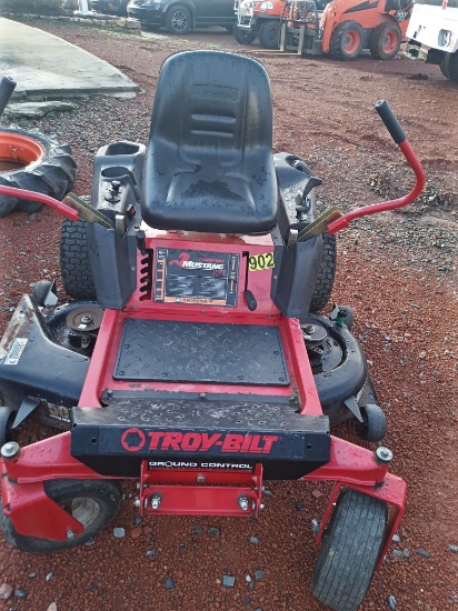 TROY BUILT ZERO TURN LAWN MOWER