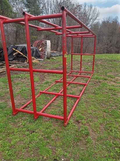 MIDDLE FORK MOBILE WELDING BRAND HAY FEEDER