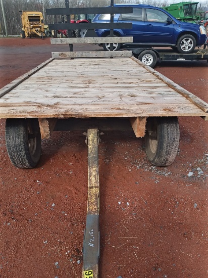 4 WHEEL WAGON WITH WOOD BED