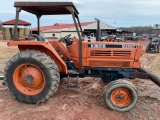 KUBOTA M4950 TRACTOR