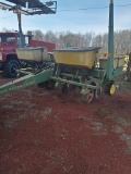 JOHN DEERE 7000 CORN PLANTER