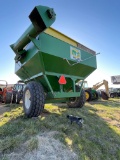 GRAIN CART W/ SIDE DISCHARGE AUGER MODEL 528