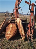 NEW HOLLAND CORN CHOPPER