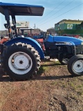 NEW HOLLAND TT50 TRACTOR - HOURS 2700