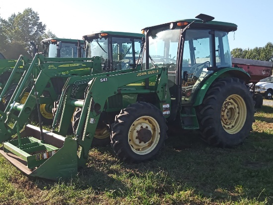 JOHN DEERE 5420 TRACTOR W/ LOADER & FORKS/SPEAR - AROUND 3500 HOURS