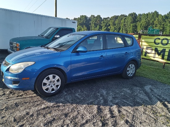 2010 HYUNDAI TOURING CAR W/ TITLE- 186,190 MILES