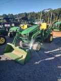 JD 1023E TRACTOR W/ D120 LOADER