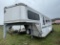 2000 SUNDOWNER 3 HORSE SLANT HORSE TRAILER W/ LIVING QUARTERS