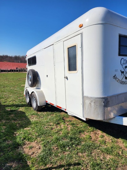 91 VALL 2 HORSE TRAILER W/ TACK ROOM *HAS TITLE*